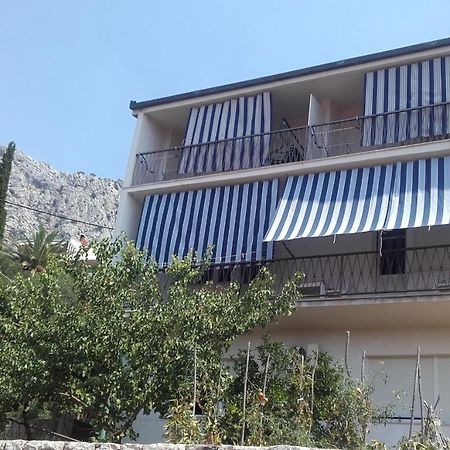 Apartments Ivka Omiš Buitenkant foto
