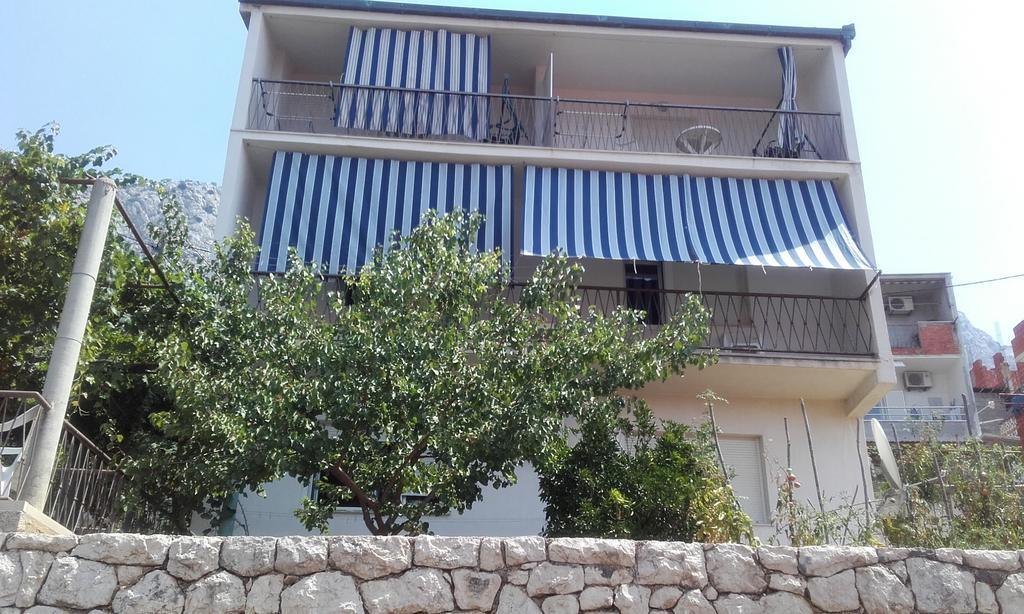 Apartments Ivka Omiš Buitenkant foto